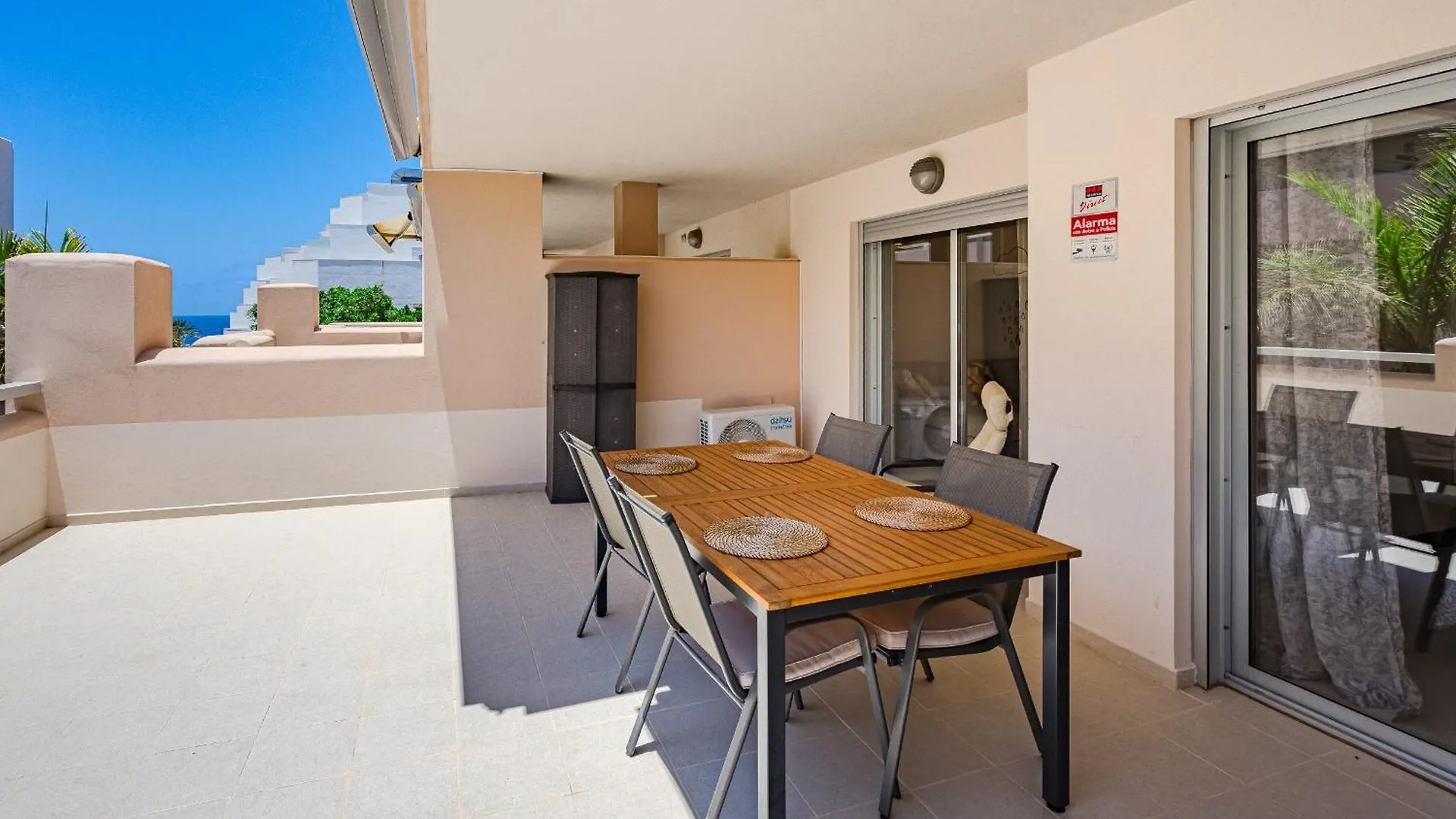 Cozy Apartment In Playa Paraiso Costa Adeje